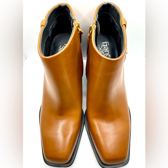 NWOT Franco Sarto Vivica Western Bootie. Color: Tan Synthetic Size:10 - Picture 14 of 16